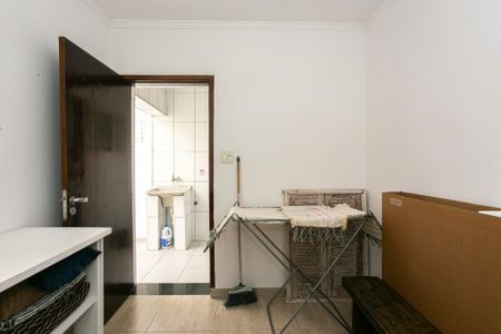 Casa para alugar com 250m², 2 quartos e 3 vagas Casa para alugar com 250m², 2 quartos e 3 vagasQuarto de Serviço