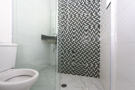 Casa para alugar com 250m², 2 quartos e 3 vagas Casa para alugar com 250m², 2 quartos e 3 vagasBanheiro da Suíte