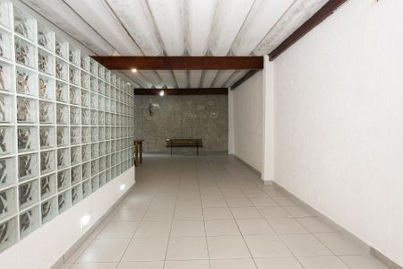 Casa para alugar com 250m², 2 quartos e 3 vagas Casa para alugar com 250m², 2 quartos e 3 vagasGaragem