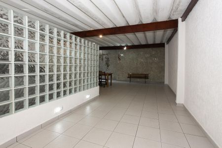 Casa para alugar com 250m², 2 quartos e 3 vagas Casa para alugar com 250m², 2 quartos e 3 vagasGaragem