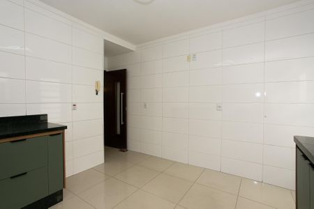 Casa para alugar com 250m², 2 quartos e 3 vagas Casa para alugar com 250m², 2 quartos e 3 vagasCozinha
