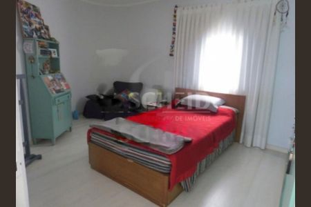 Casa à venda com 202m², 4 quartos e 4 vagas