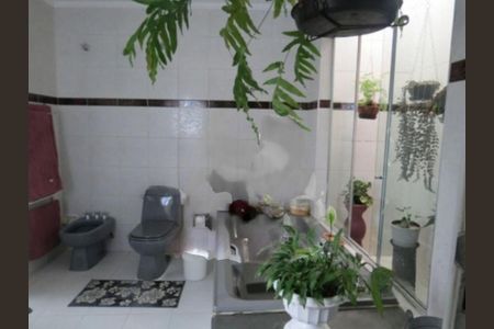 Casa à venda com 4 quartos, 202m² em Vila Marari, São Paulo