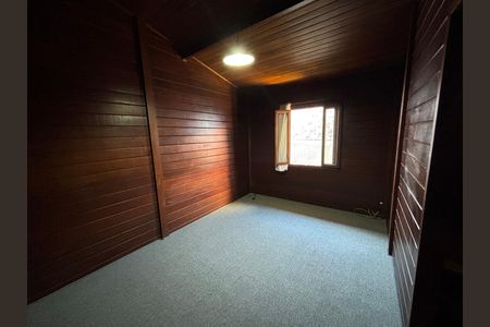 Casa para alugar com 173m², 5 quartos e 6 vagasSuite