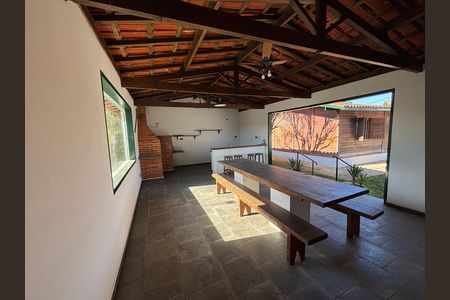 Casa para alugar com 173m², 5 quartos e 6 vagasChurrasqueira