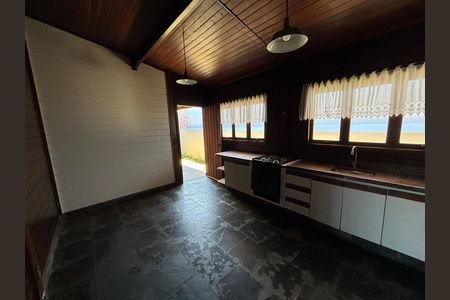 Casa para alugar com 173m², 5 quartos e 6 vagasCozinha 