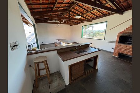 Casa para alugar com 173m², 5 quartos e 6 vagasChurrasqueira