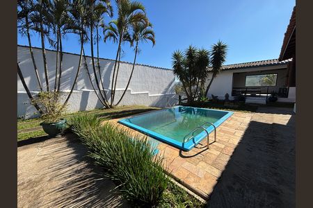 Casa para alugar com 173m², 5 quartos e 6 vagasPiscina
