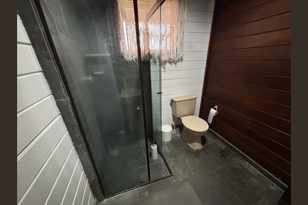 Casa para alugar com 173m², 5 quartos e 6 vagasBanheiro