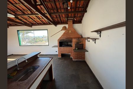 Casa para alugar com 173m², 5 quartos e 6 vagasChurrasqueira