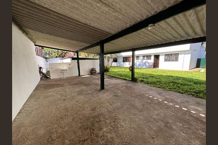 Casa para alugar com 173m², 5 quartos e 6 vagasQuintal de trás 