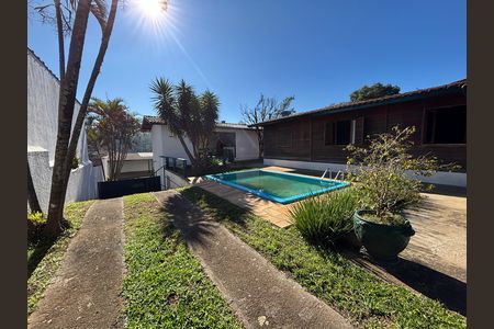 Casa para alugar com 173m², 5 quartos e 6 vagasPiscina 