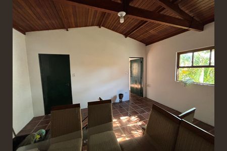 Casa para alugar com 173m², 5 quartos e 6 vagasQuarto de serviço 