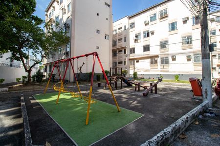Apartamento à venda com 50m², 2 quartos e 1 vaga Apartamento à venda com 50m², 2 quartos e 1 vagaÁrea comum - Playground