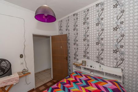 Casa à venda com 250m², 3 quartos e 4 vagas Casa à venda com 250m², 3 quartos e 4 vagasQuarto 2