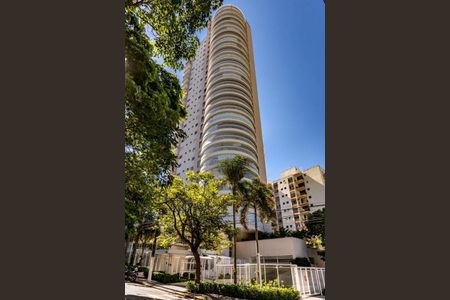 Apartamento à venda com 246m², 3 quartos e 4 vagas