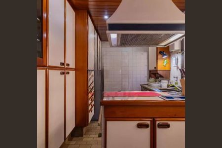 Apartamento à venda com 147m², 3 quartos e 2 vagas