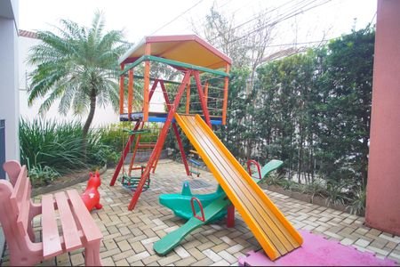 Apartamento à venda com 94m², 2 quartos e 2 vagasÁrea comum - Playground