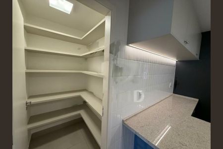Apartamento à venda com 263m², 4 quartos e 2 vagas