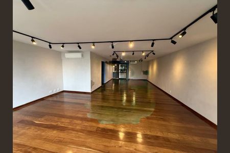 Apartamento à venda com 263m², 4 quartos e 2 vagas