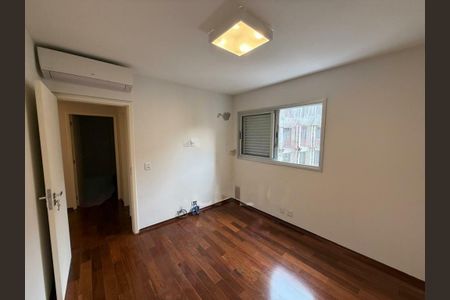 Apartamento à venda com 263m², 4 quartos e 2 vagas