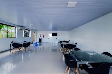 Apartamento para alugar com 37m², 2 quartos e 1 vaga Apartamento para alugar com 37m², 2 quartos e 1 vagaÁrea comum - Salão de festas