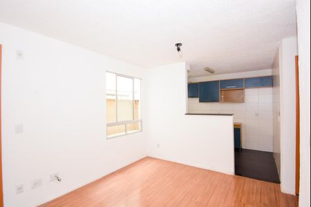 Sala de apartamento para alugar com 2 quartos, 37m² em Água Chata, Guarulhos