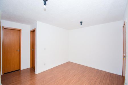 Sala de apartamento para alugar com 2 quartos, 37m² em Água Chata, Guarulhos