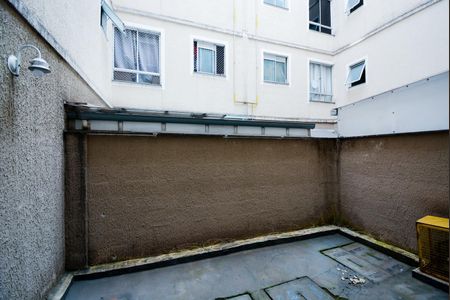 Vista da Sala de apartamento para alugar com 2 quartos, 37m² em Água Chata, Guarulhos