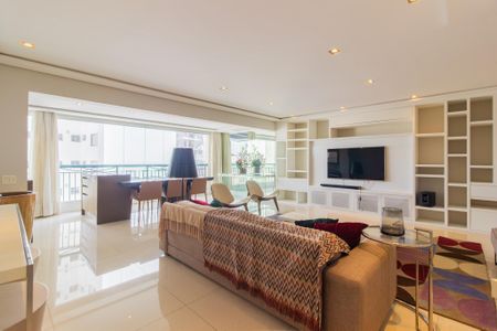 Apartamento para alugar com 197m², 3 quartos e 4 vagas Apartamento para alugar com 197m², 3 quartos e 4 vagasSala