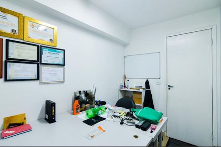 Casa à venda com 340m², 6 quartos e 4 vagasEscritório