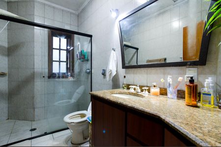 Casa à venda com 340m², 6 quartos e 4 vagasCasa 2 - Banheiro social 