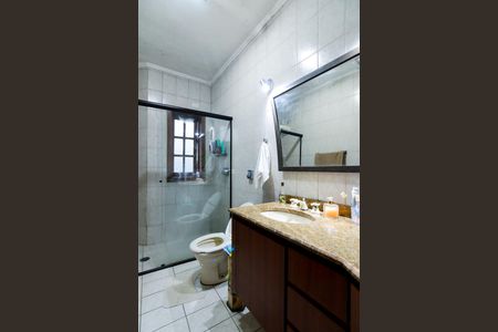Casa à venda com 340m², 6 quartos e 4 vagasCasa 2 - Banheiro social 