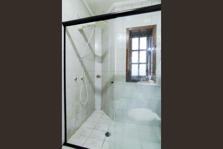 Casa à venda com 340m², 6 quartos e 4 vagasCasa 2 - Banheiro social 