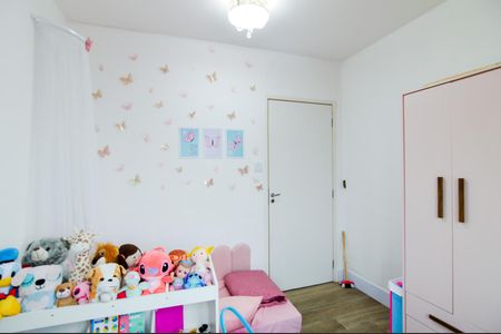 Casa à venda com 340m², 6 quartos e 4 vagasQuarto 2