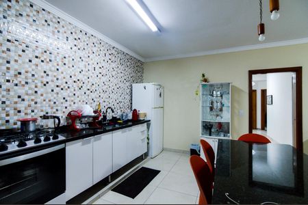 Casa à venda com 340m², 6 quartos e 4 vagasCasa 2 -Cozinha