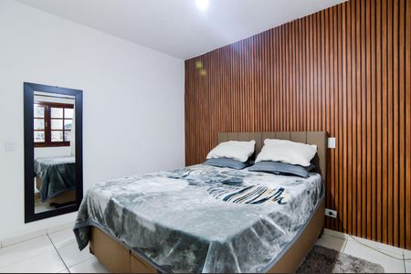 Casa à venda com 340m², 6 quartos e 4 vagasCasa 2 - Quarto 1