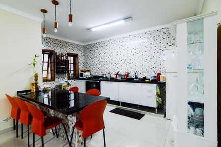 Casa à venda com 340m², 6 quartos e 4 vagasCasa 2 -Cozinha