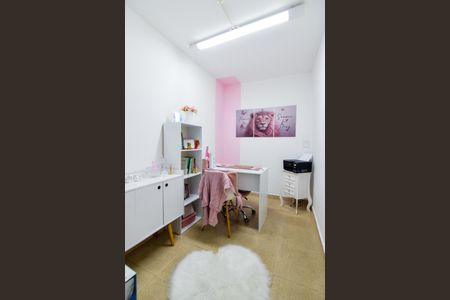 Casa à venda com 340m², 6 quartos e 4 vagasEscritório