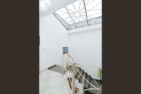 Casa à venda com 340m², 6 quartos e 4 vagasCorredor