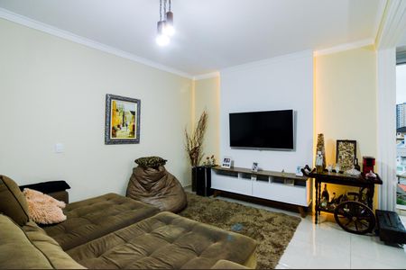 Casa à venda com 340m², 6 quartos e 4 vagasCasa 2 - Sala