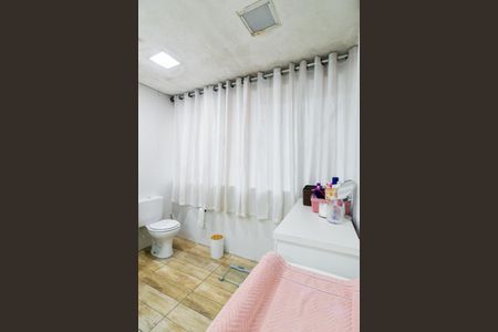 Casa à venda com 340m², 6 quartos e 4 vagasBanheiro social