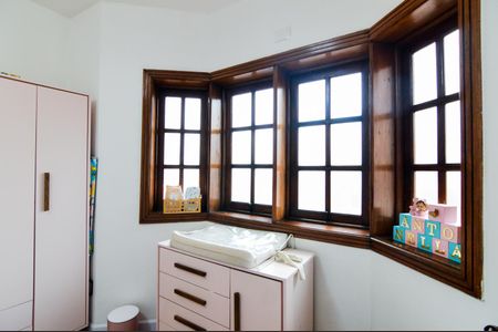 Casa à venda com 340m², 6 quartos e 4 vagasQuarto 2