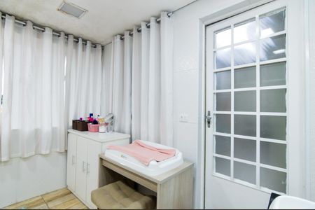 Casa à venda com 340m², 6 quartos e 4 vagasBanheiro social