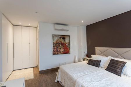 Apartamento à venda com 4 quartos, 420m² em Jardim Marajoara, São Paulo