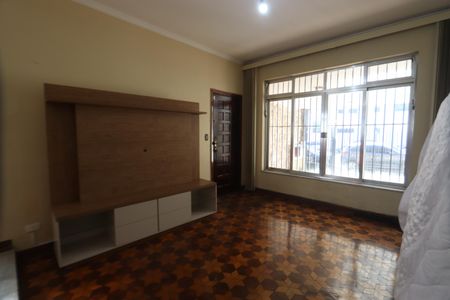 Casa para alugar com 3 quartos, 230m² em Vila Prudente, São Paulo