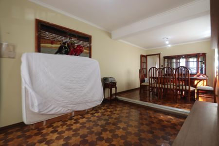 Sala de casa para alugar com 3 quartos, 230m² em Vila Prudente, São Paulo