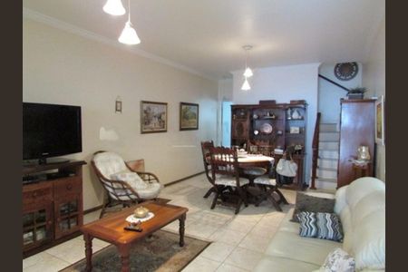Casa à venda com 2 quartos, 176m² em Jardim Marajoara, São Paulo