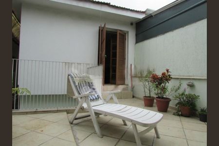 Casa à venda com 2 quartos, 176m² em Jardim Marajoara, São Paulo