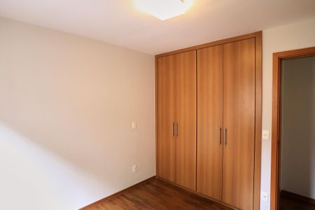 Apartamento para alugar com 107m², 3 quartos e 2 vagas Apartamento para alugar com 107m², 3 quartos e 2 vagasQuarto